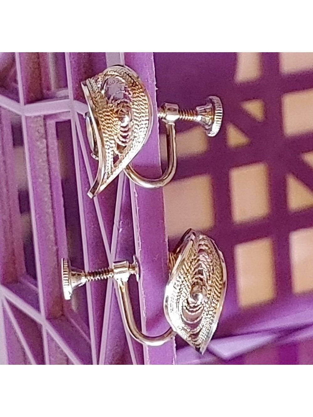 VINTAGE Silver Filigree Earrings Screw Back SIGNED